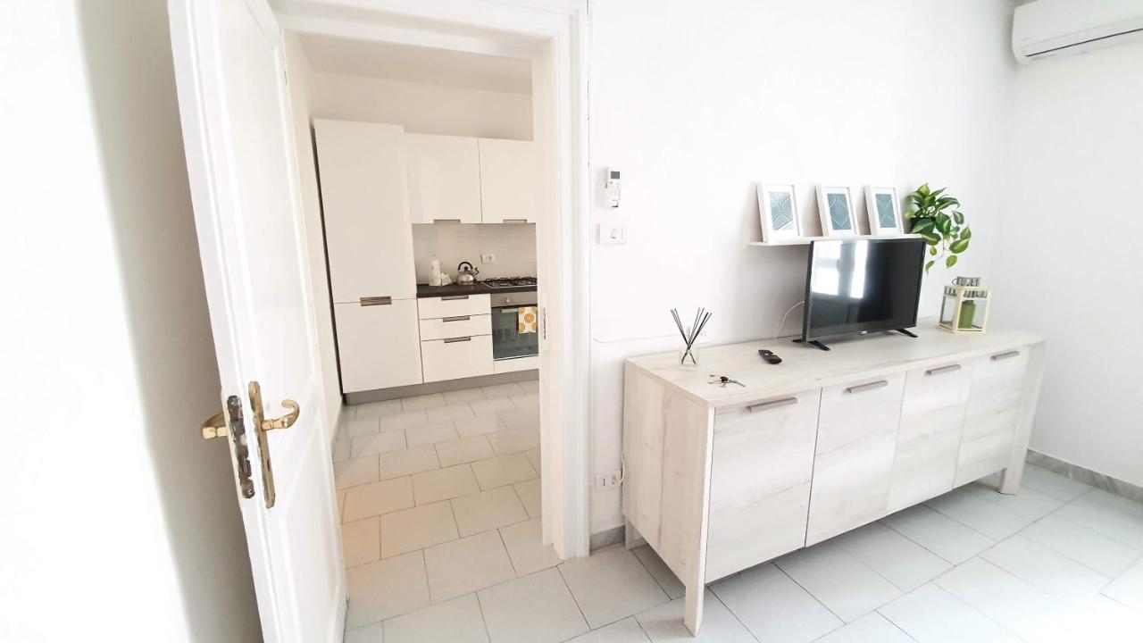 Twin Room Apulia Apartment - Bari Centro Exteriér fotografie